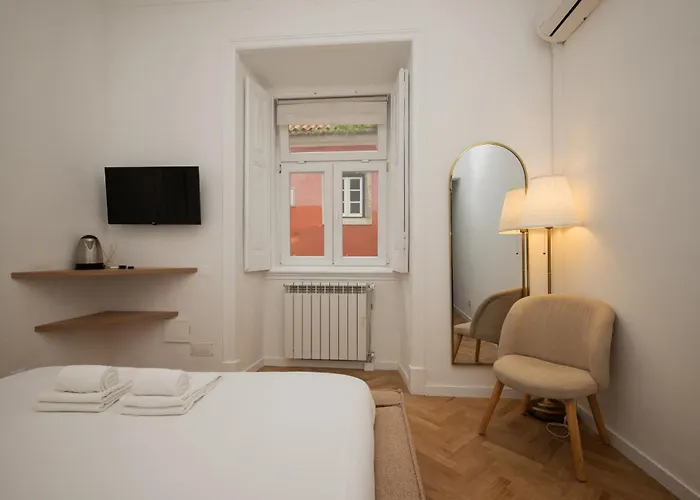 Guest house Four Horizons By Hosty 3*
